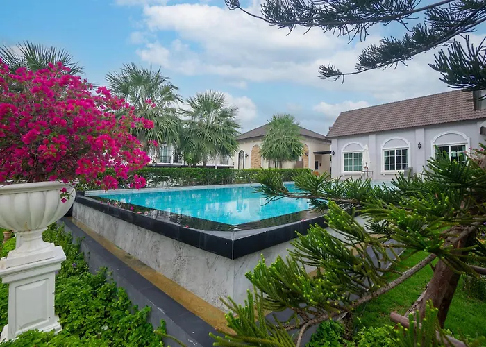 H3 For 14 With Pool Gym And Loft Bed Near Safari World