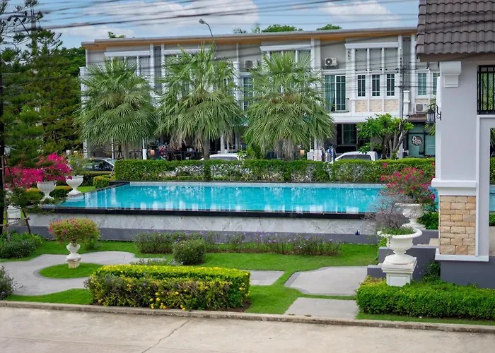 H3 For 14 With Pool Gym And Loft Bed Near Safari World Villa Bangkok