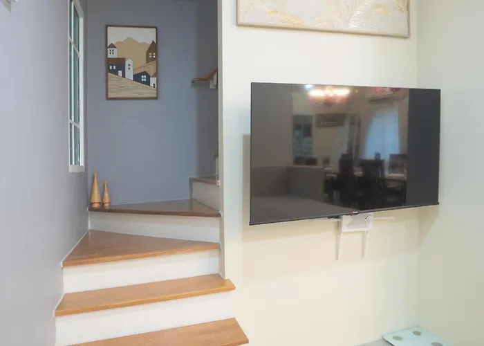 Villa H3 For 14 With Pool Gym And Loft Bed Near Safari World